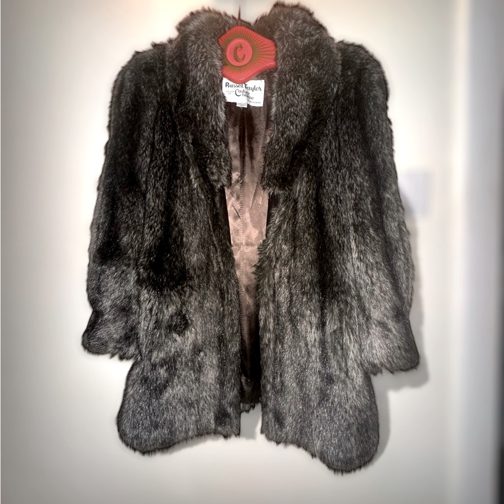 Women’s Faux Fur Coat. Russel Taylor